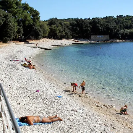 Apartment With A Parking Space Banjole, - 7242 *