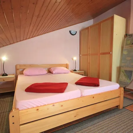 With A Parking Space Banjole, - 7242 * Pula