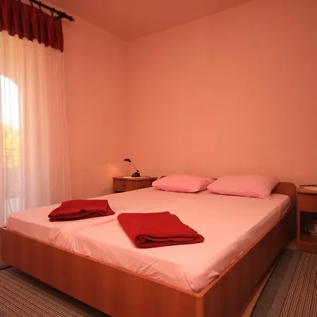 With A Parking Space Banjole, - 7242 *