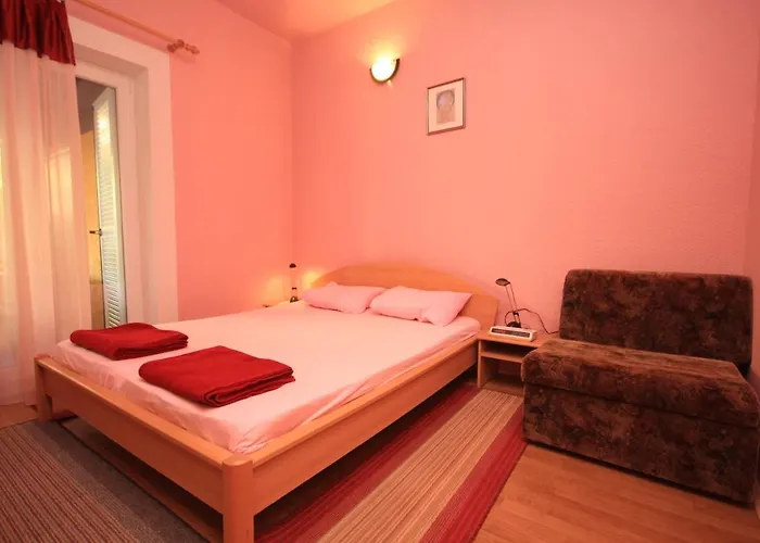 아파트 With A Parking Space Banjole, - 7242 *